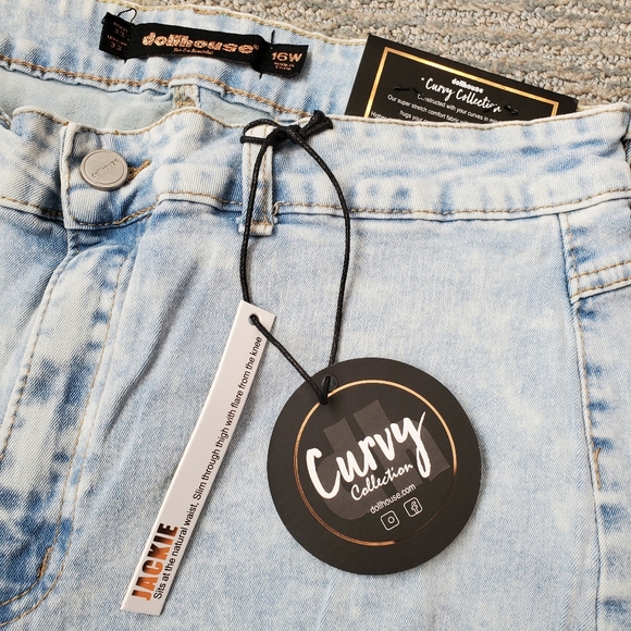 Dollhouse Jackie Curvy Collection Distressed Jeans - Picture 3 of 8